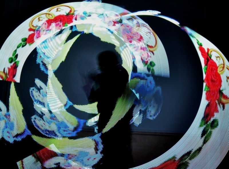 Шоу "Цветные иллюзии"