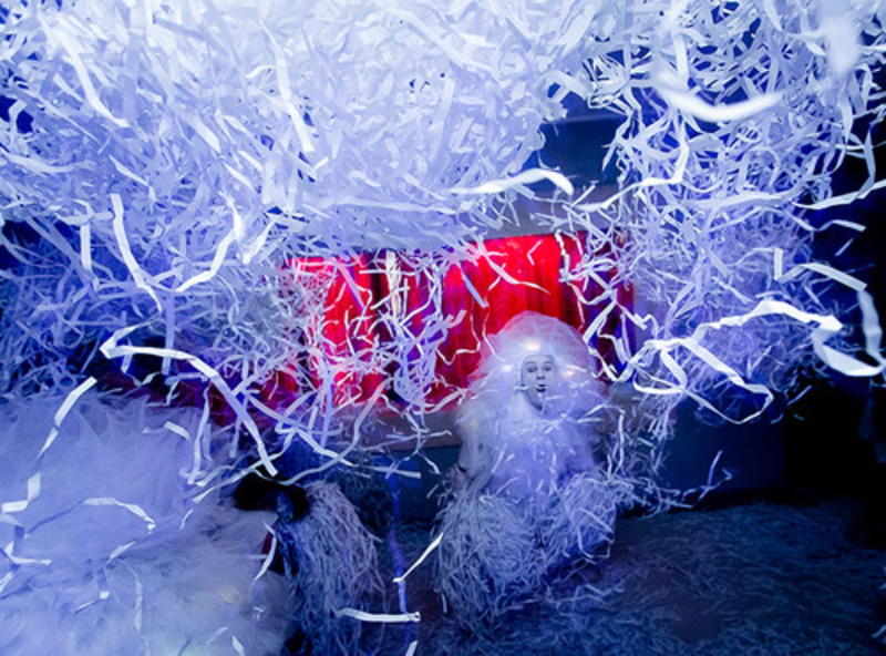 Бумажное шоу